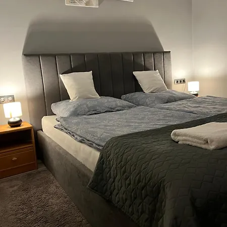 アパート Mandula Vendeghaz *